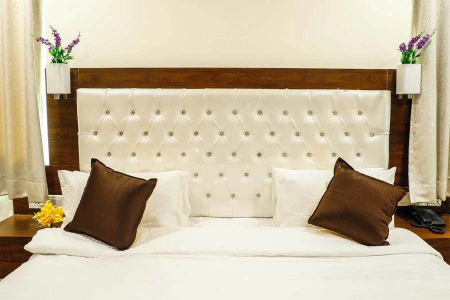 Hotels near Kanaka Durga Temple Vijayawada | Hotel RN Grand
