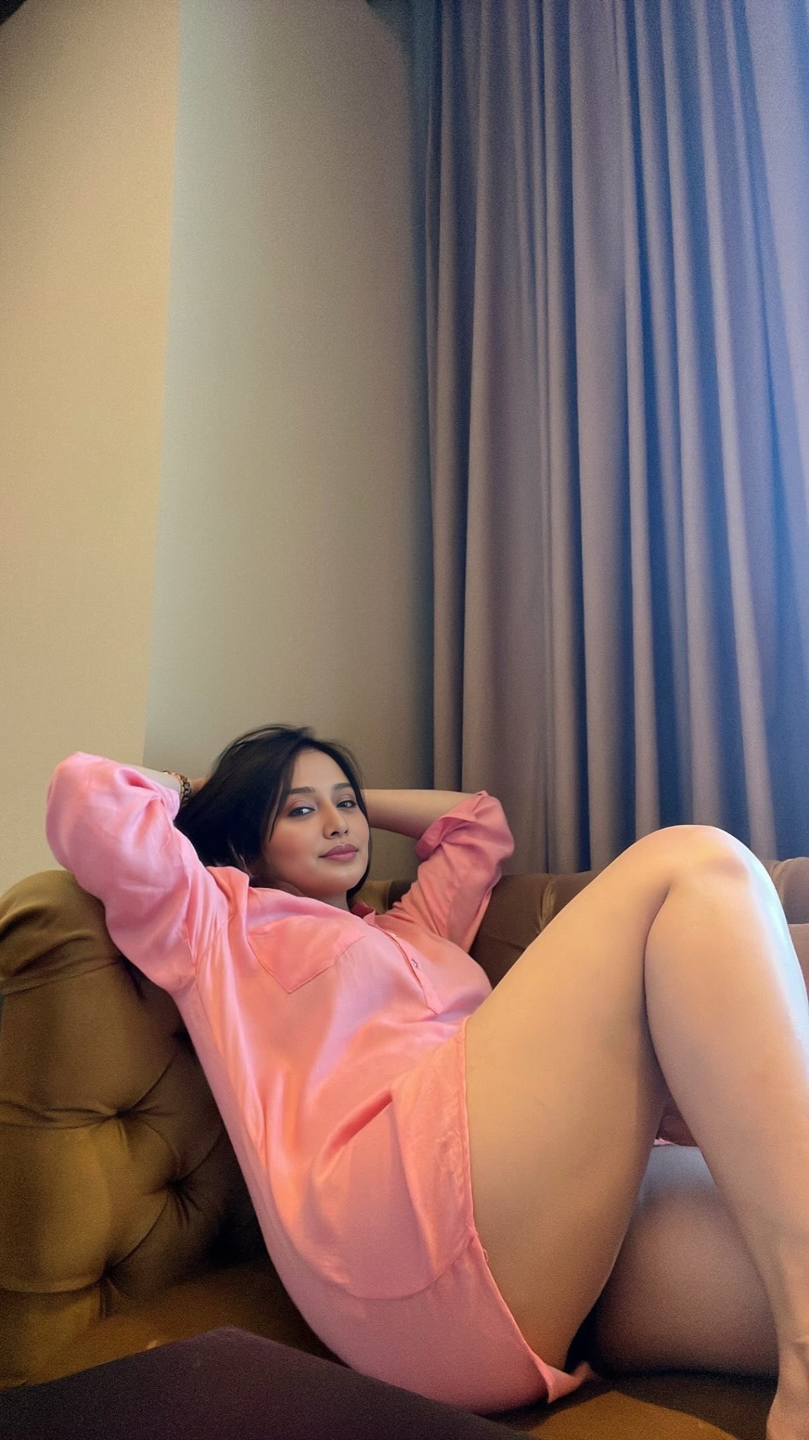 Call girls In Safdarjung Enclave and Escorts services 9958337988.